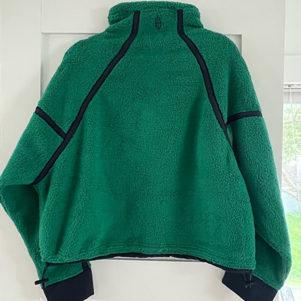 NWOT 🌲 Free People Mountain High Half Zip Fleece - Green Glow - Picture 9 of 9